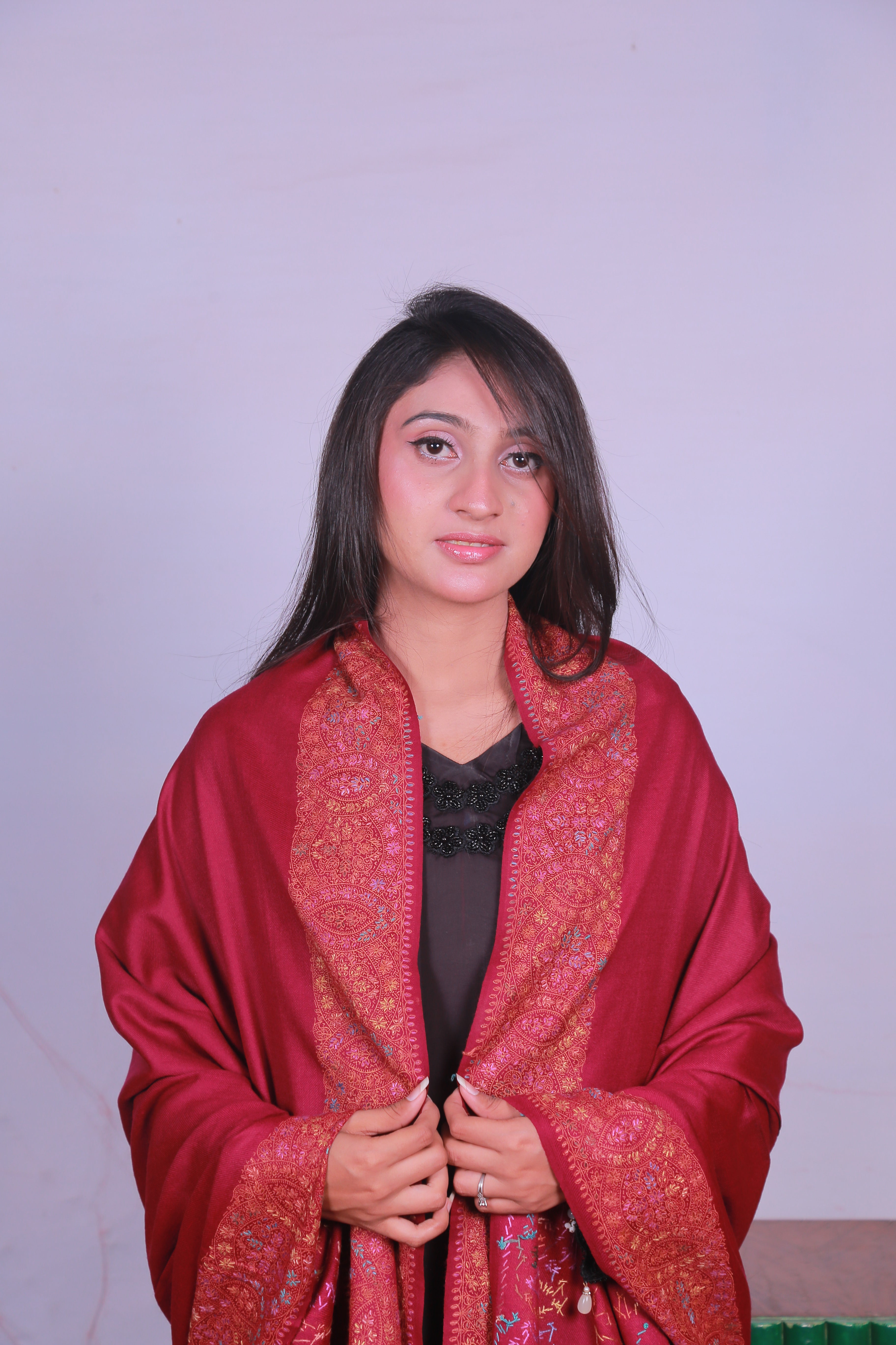 Red Love Shawl, Sozni Embroidery